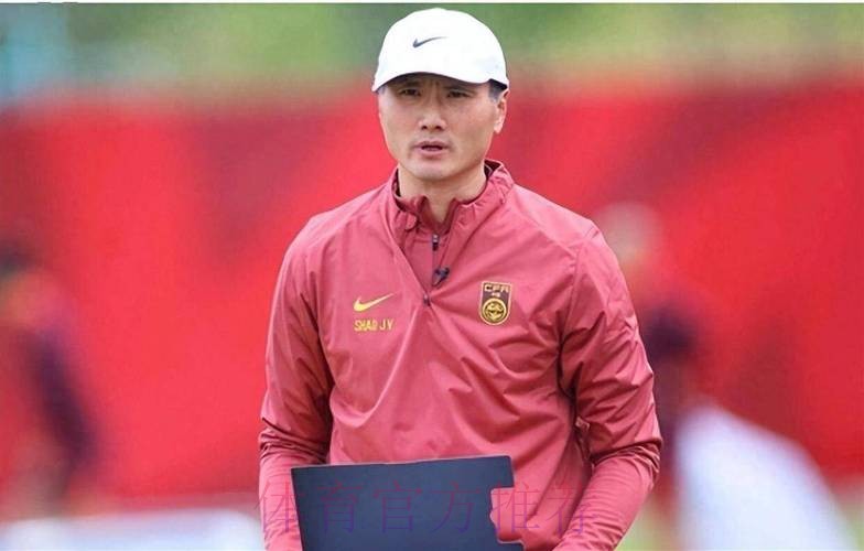 胆识过人!邵佳一刚刚上任就做出一个大胆决定,只有里皮敢这样做 胆识过人!邵佳一刚刚上任就做出一个大胆决定,只有里皮敢这样做